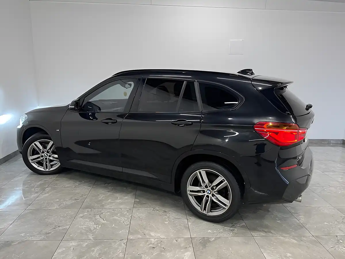 Used 2019 BMW X1 M Sport Black Sapphire - Interior and Exterior details 6