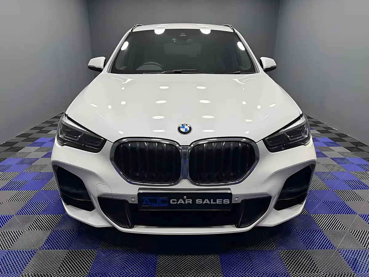 Used 2019 BMW X1 M Sport Mineral White - Interior and Exterior details 4