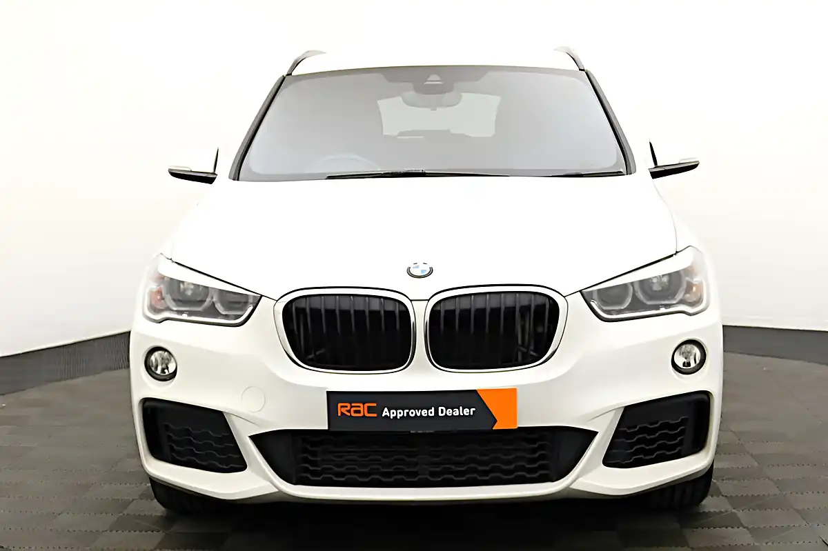 Used 2019 BMW X1 M Sport White - Interior and Exterior details 7