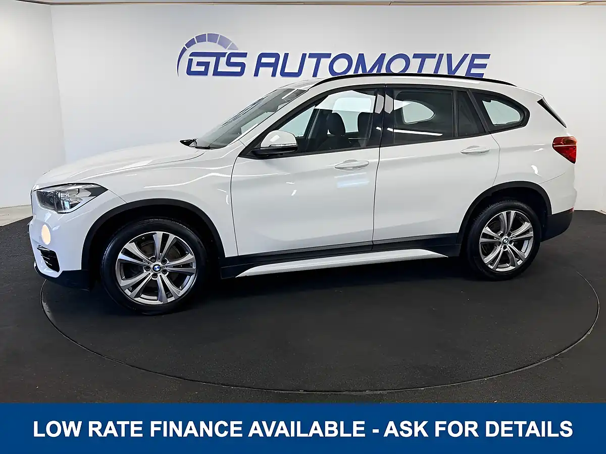 Used 2019 BMW X1 S-Drive Sport Alpine White - Front View