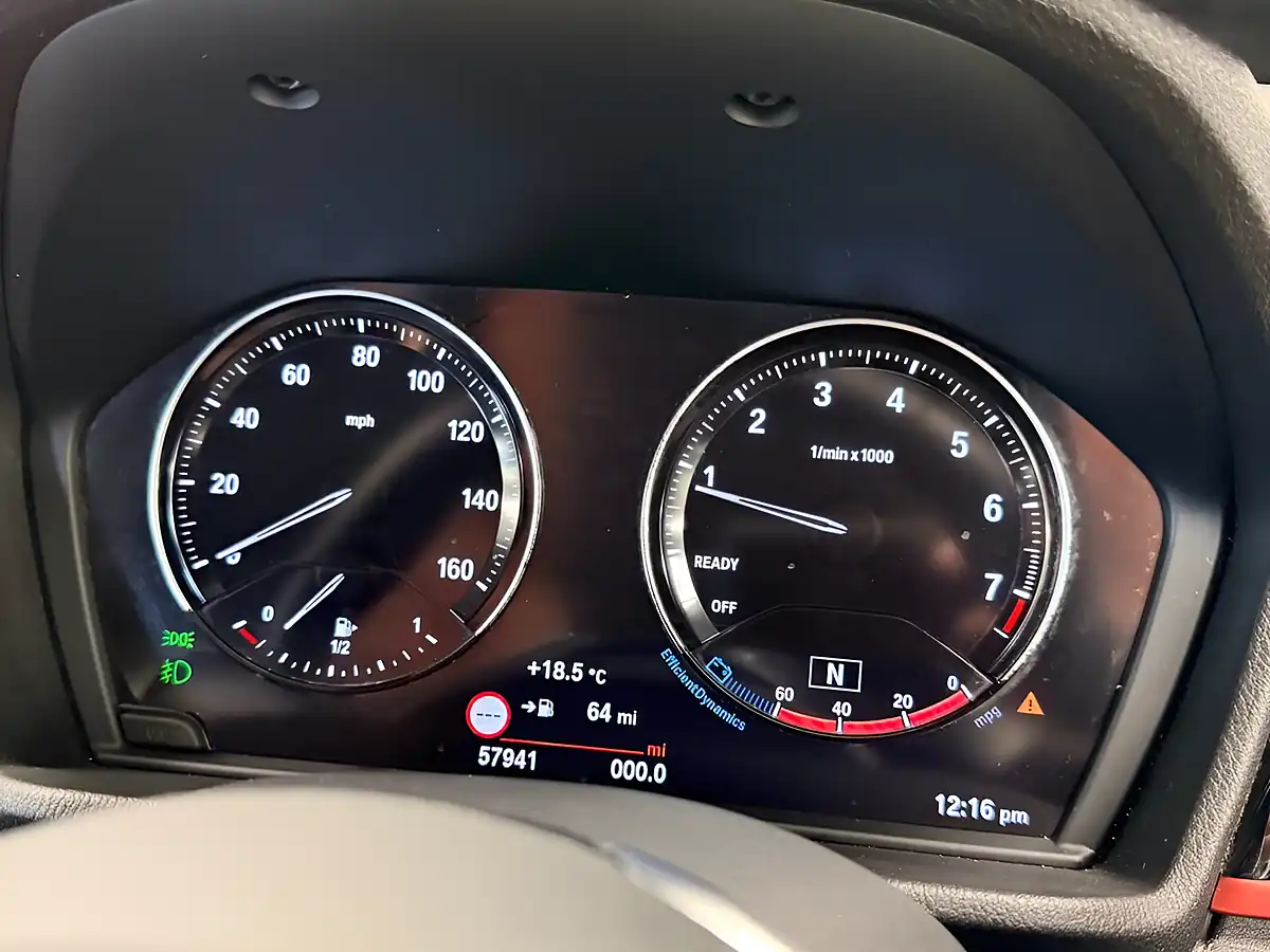Used 2019 BMW X1 S-Drive Sport Alpine White - Interior and Exterior details 11