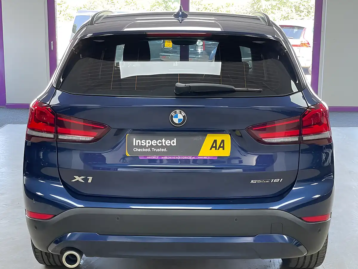 Used 2019 BMW X1 Se Mediterranean Blue - Interior and Exterior details 8
