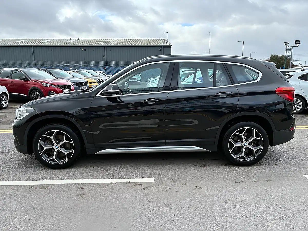 Used 2019 BMW X1 Xline Black Sapphire Metallic Paint - Interior and Exterior details 13