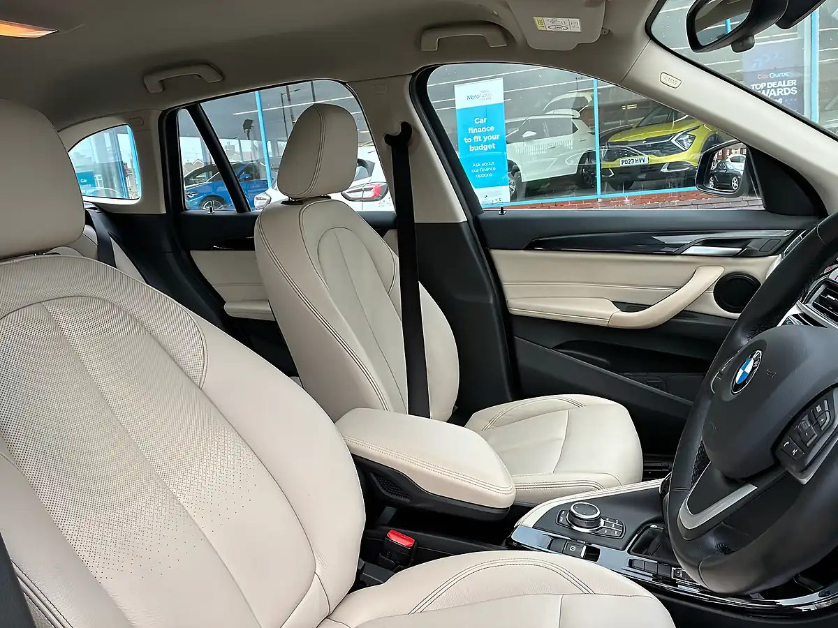 Used 2019 BMW X1 Xline Black Sapphire Metallic Paint - Interior and Exterior details 7