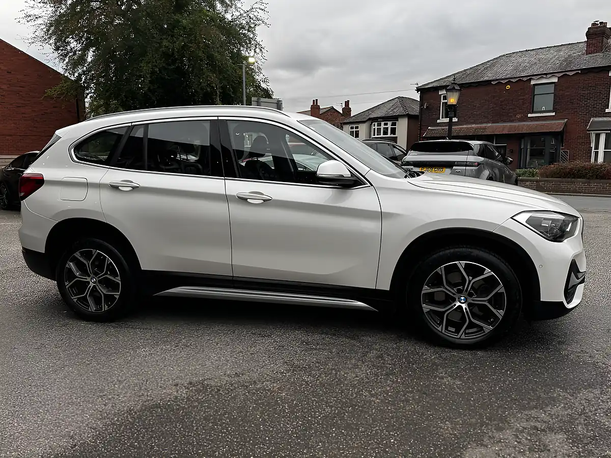 Used 2019 BMW X1 Xline White - Interior and Exterior details 10
