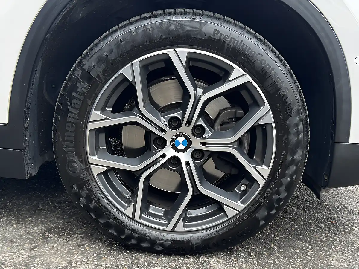Used 2019 BMW X1 Xline White - Interior and Exterior details 12