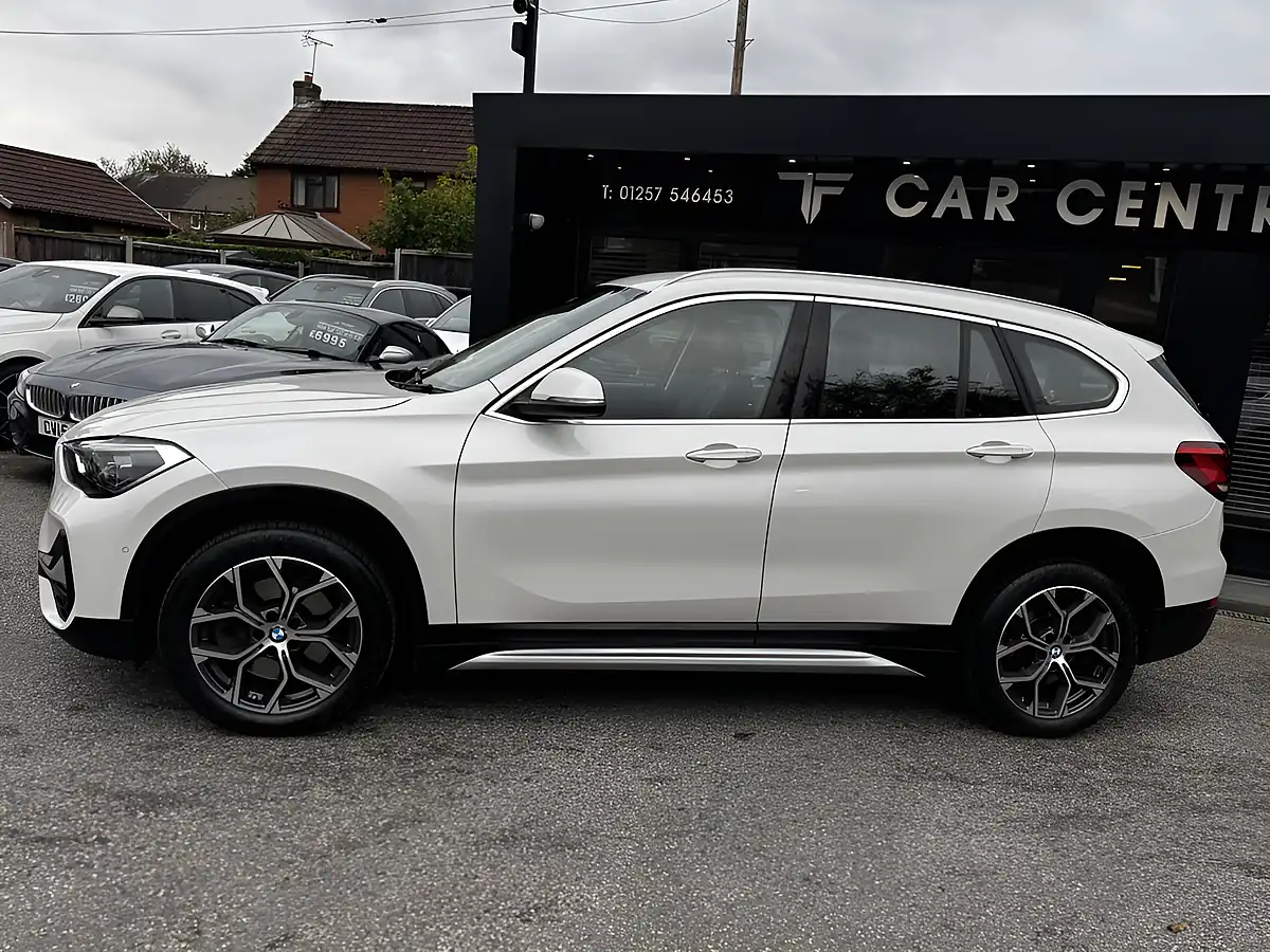 Used 2019 BMW X1 Xline White - Interior and Exterior details 5