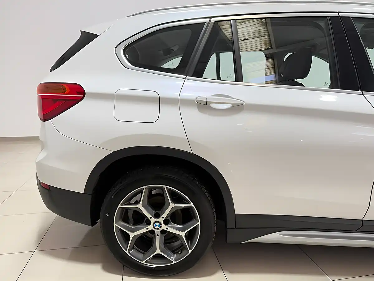 Used 2019 BMW X1 Xline White - Interior and Exterior details 11