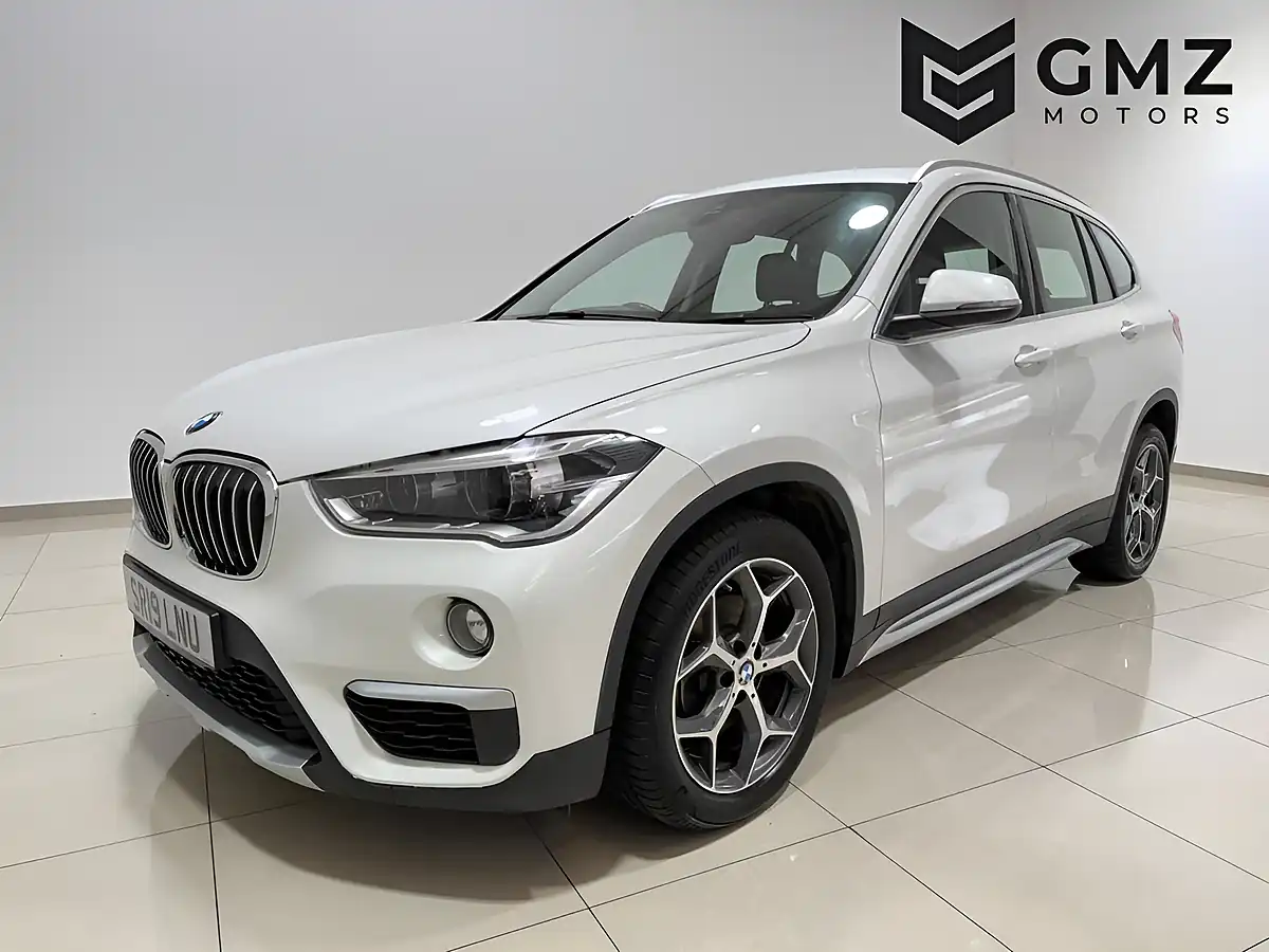Used 2019 BMW X1 Xline White - Interior and Exterior details 3