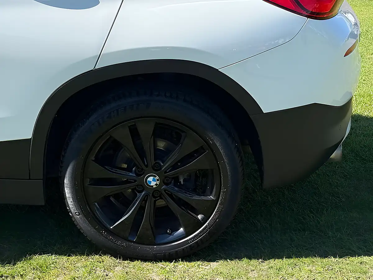 Used 2019 BMW X2 Sport White - Interior and Exterior details 10