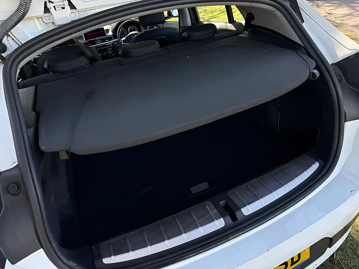Used 2019 BMW X2 Sport White - Interior and Exterior details 14