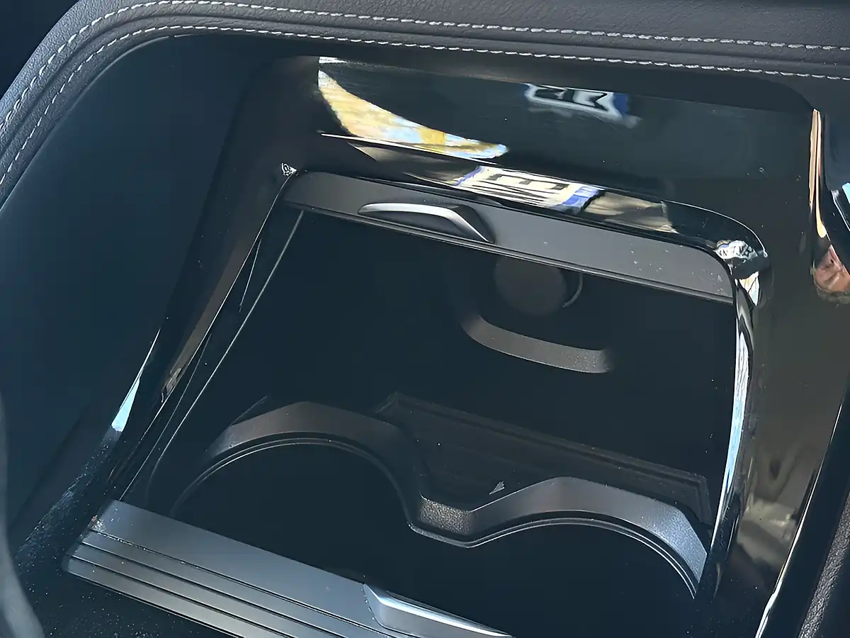 Used 2019 BMW X2 Sport White - Interior and Exterior details 18