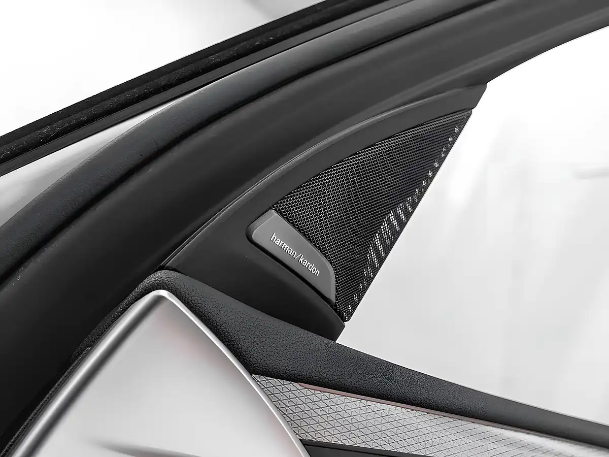 Used 2019 BMW X3 M Sport Alpine White - Interior and Exterior details 18