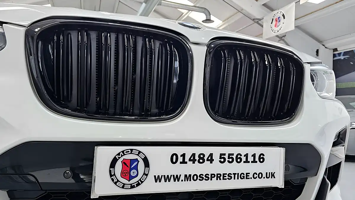 Used 2019 BMW X3 M Sport Alpine White - Interior and Exterior details 10