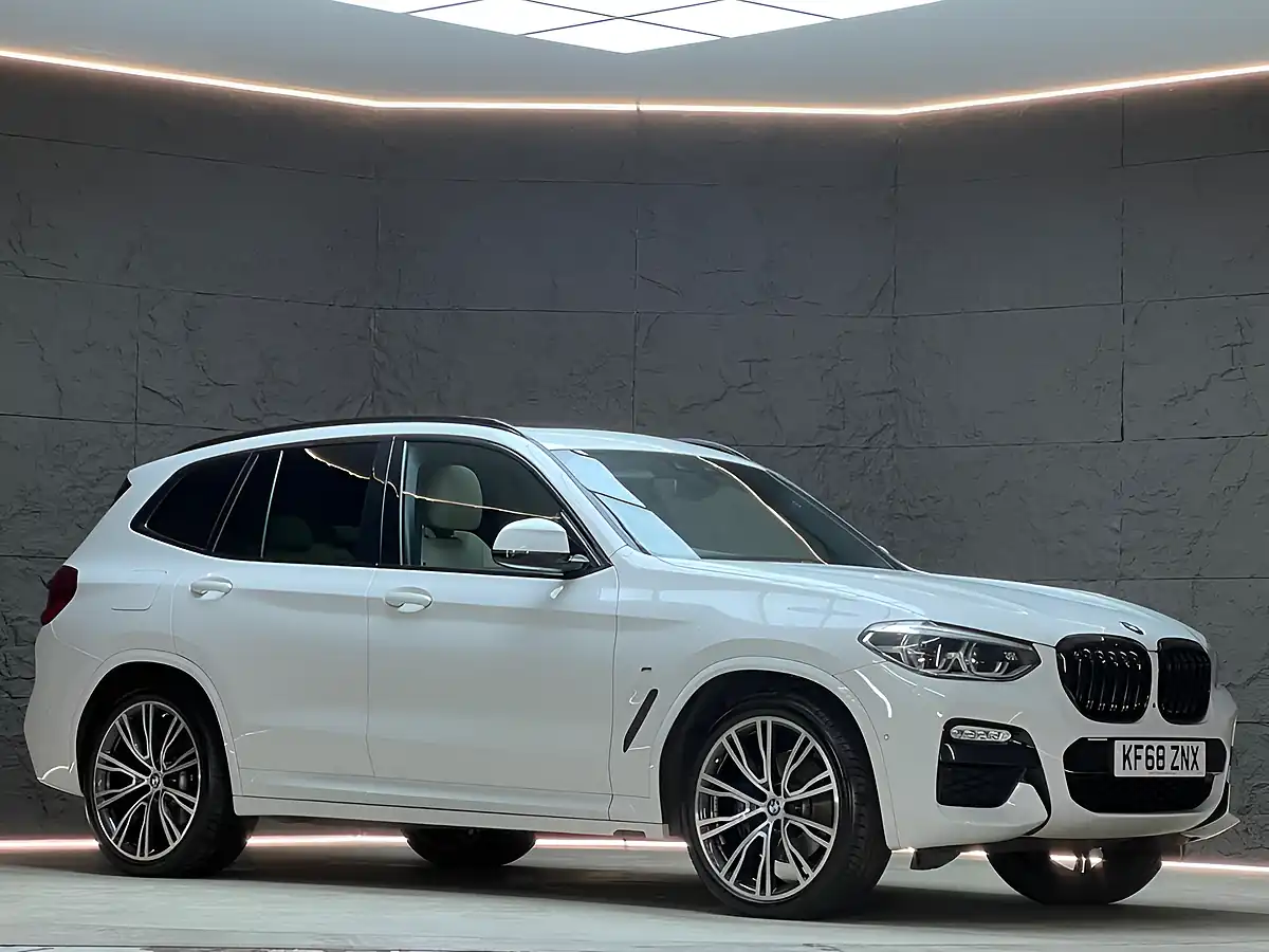 Used 2019 BMW X3 M Sport Alpine White - Interior and Exterior details 14