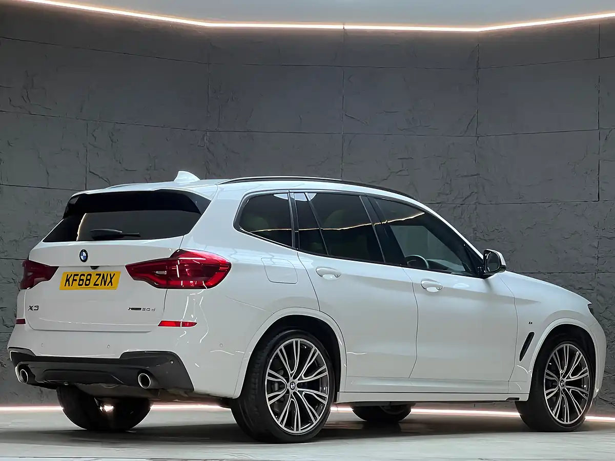 Used 2019 BMW X3 M Sport Alpine White - Interior and Exterior details 16