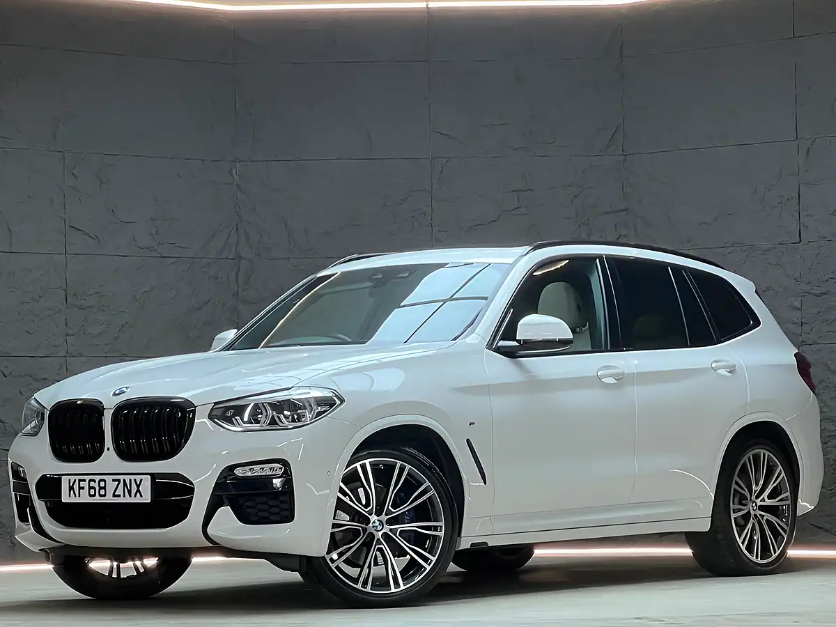 Used 2019 BMW X3 M Sport Alpine White - Interior and Exterior details 8