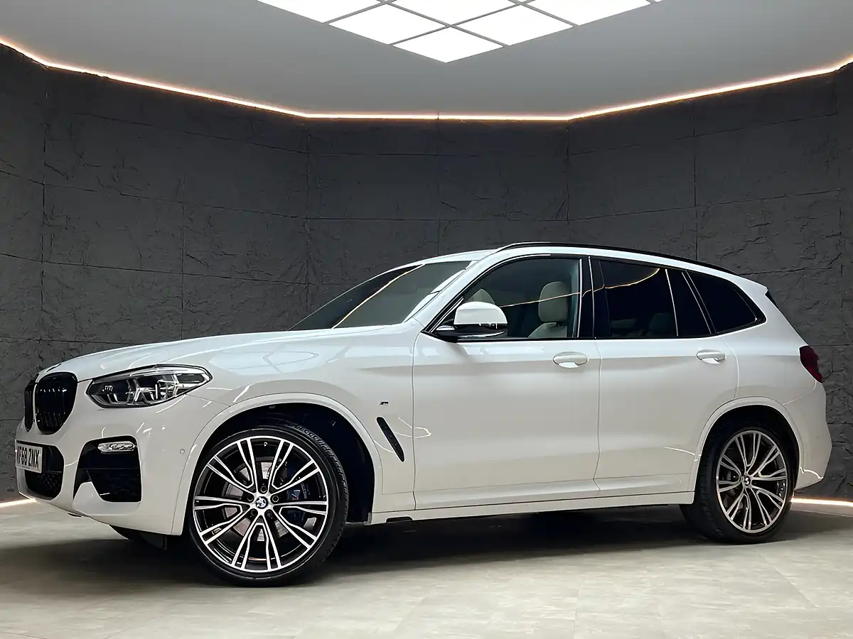 Used 2019 BMW X3 M Sport Alpine White - Interior and Exterior details 9