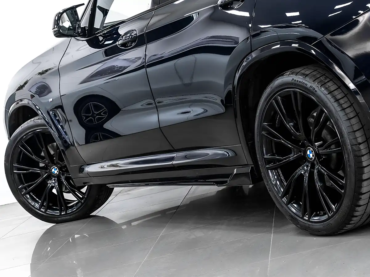Used 2019 BMW X3 M Sport Black - Interior and Exterior details 12