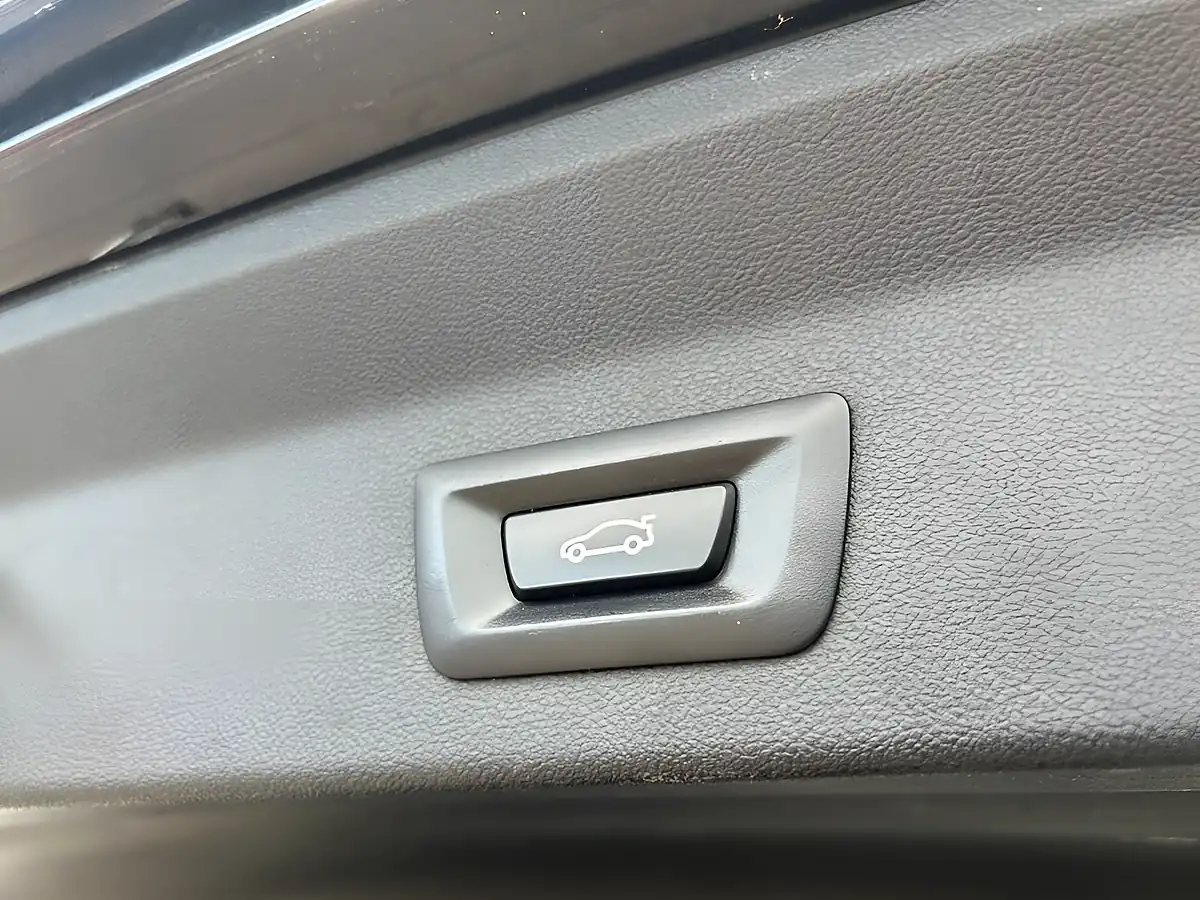 Used 2019 BMW X3 M Sport Black - Interior and Exterior details 10