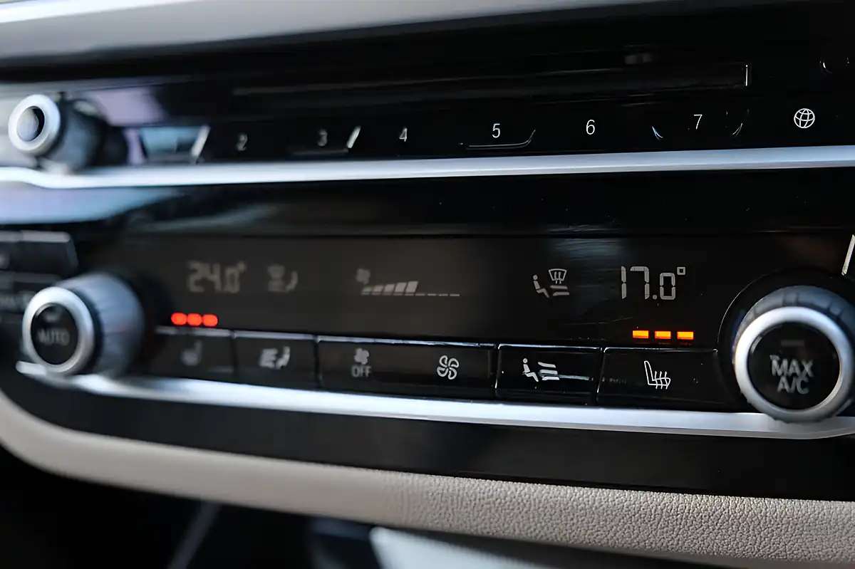 Used 2019 BMW X3 M Sport Black - Interior and Exterior details 17