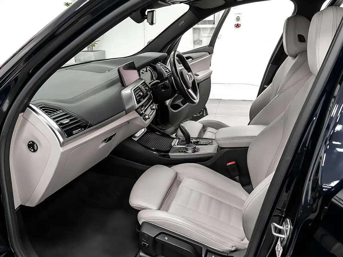 Used 2019 BMW X3 M Sport Black - Interior and Exterior details 15