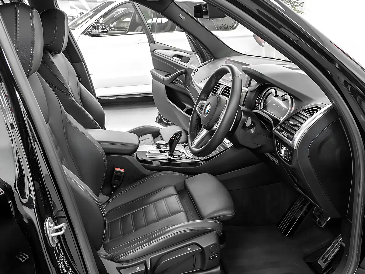 Used 2019 BMW X3 M Sport Black Sapphire - Interior and Exterior details 11