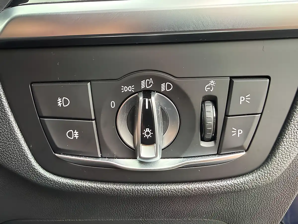 Used 2019 BMW X3 M Sport Blue - Interior and Exterior details 16