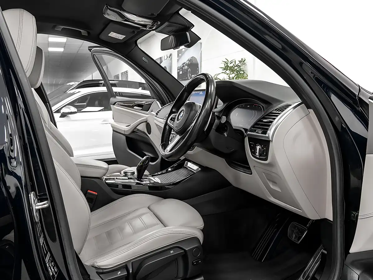 Used 2019 BMW X3 M Sport Carbon Black Metallic - Interior and Exterior details 15