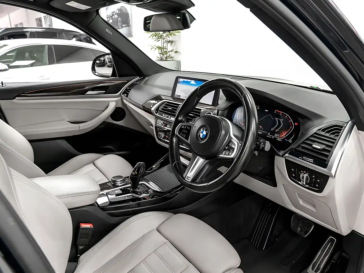 Used 2019 BMW X3 M Sport Carbon Black Metallic - Interior and Exterior details 18