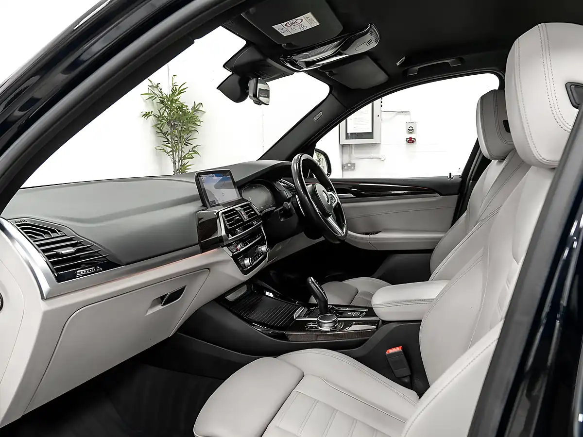 Used 2019 BMW X3 M Sport Carbon Black Metallic - Interior and Exterior details 19