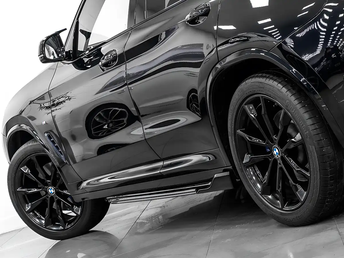 Used 2019 BMW X3 M Sport Sapphire Black - Interior and Exterior details 8