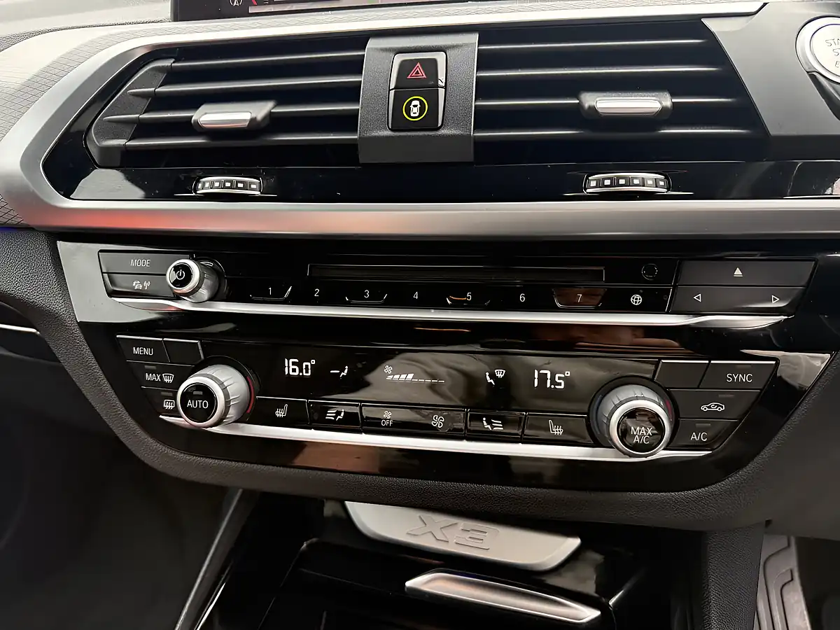 Used 2019 BMW X3 M Sport White - Interior and Exterior details 16