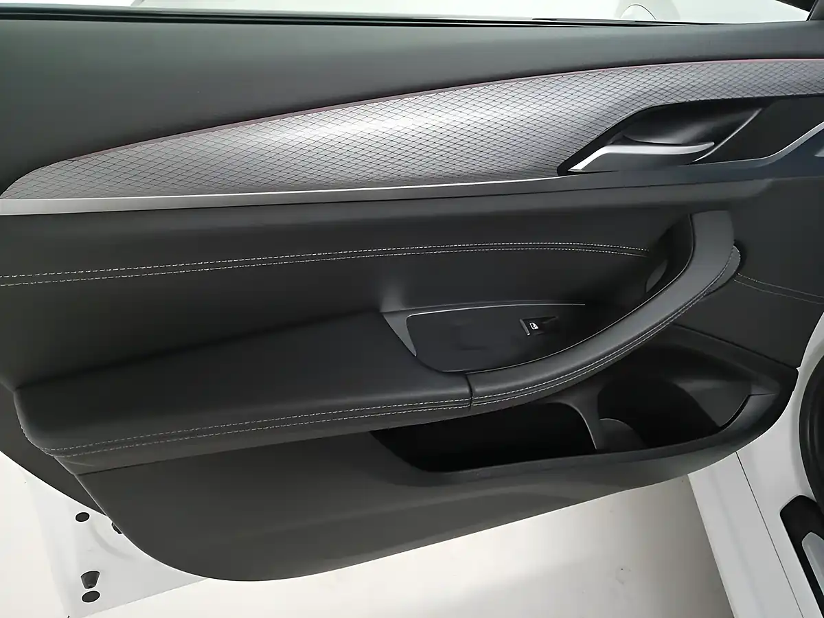 Used 2019 BMW X3 M Sport White - Interior and Exterior details 17