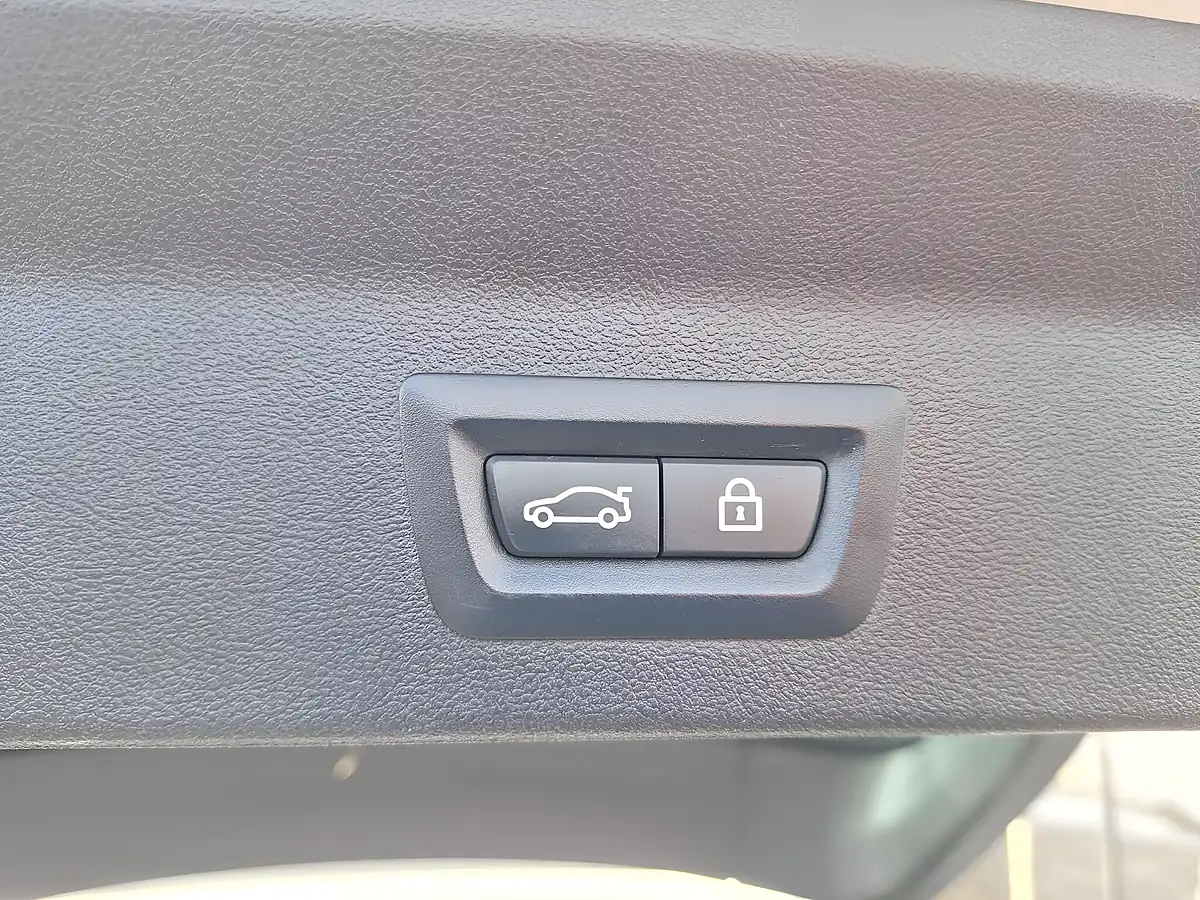 Used 2019 BMW X3 M Sport White - Interior and Exterior details 13