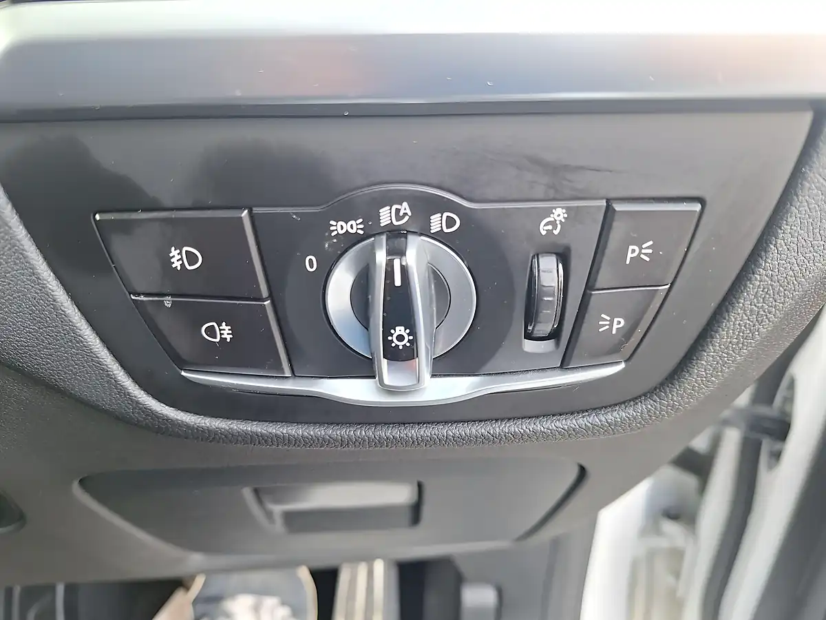 Used 2019 BMW X3 M Sport White - Interior and Exterior details 15