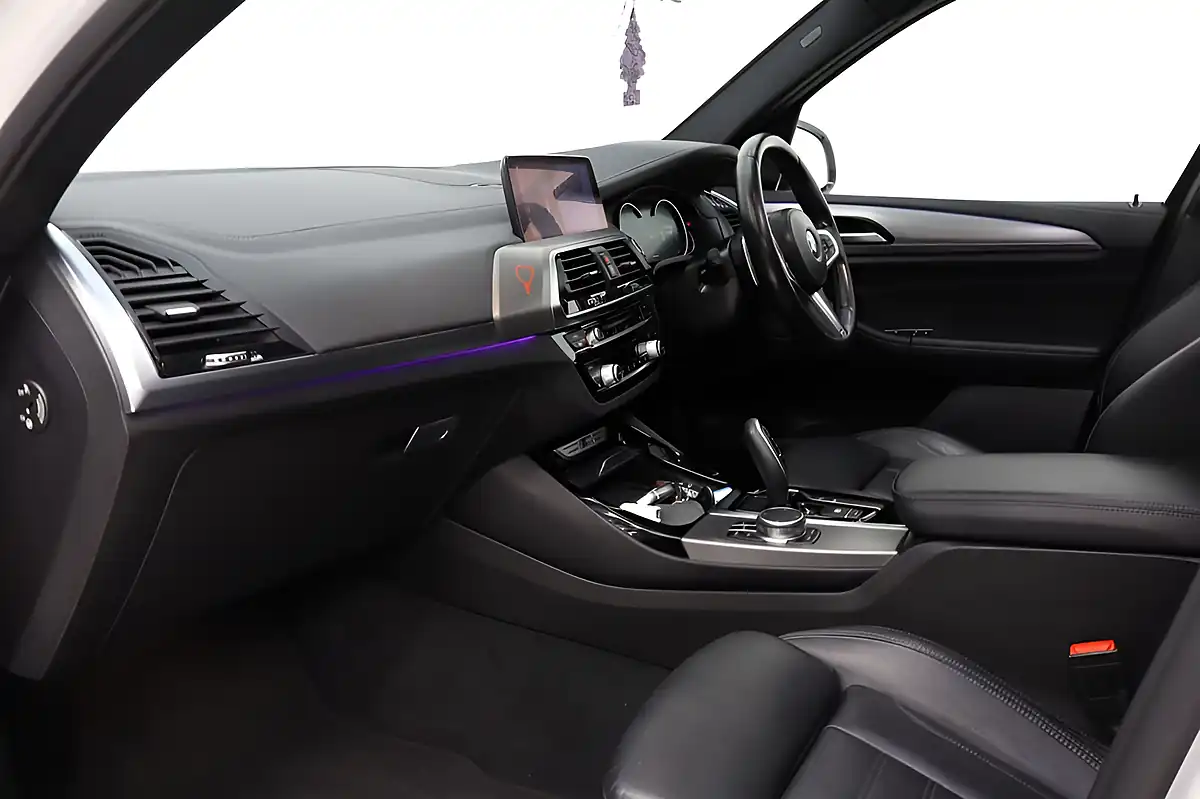 Used 2019 BMW X3 M40i Alpine White - Interior and Exterior details 11