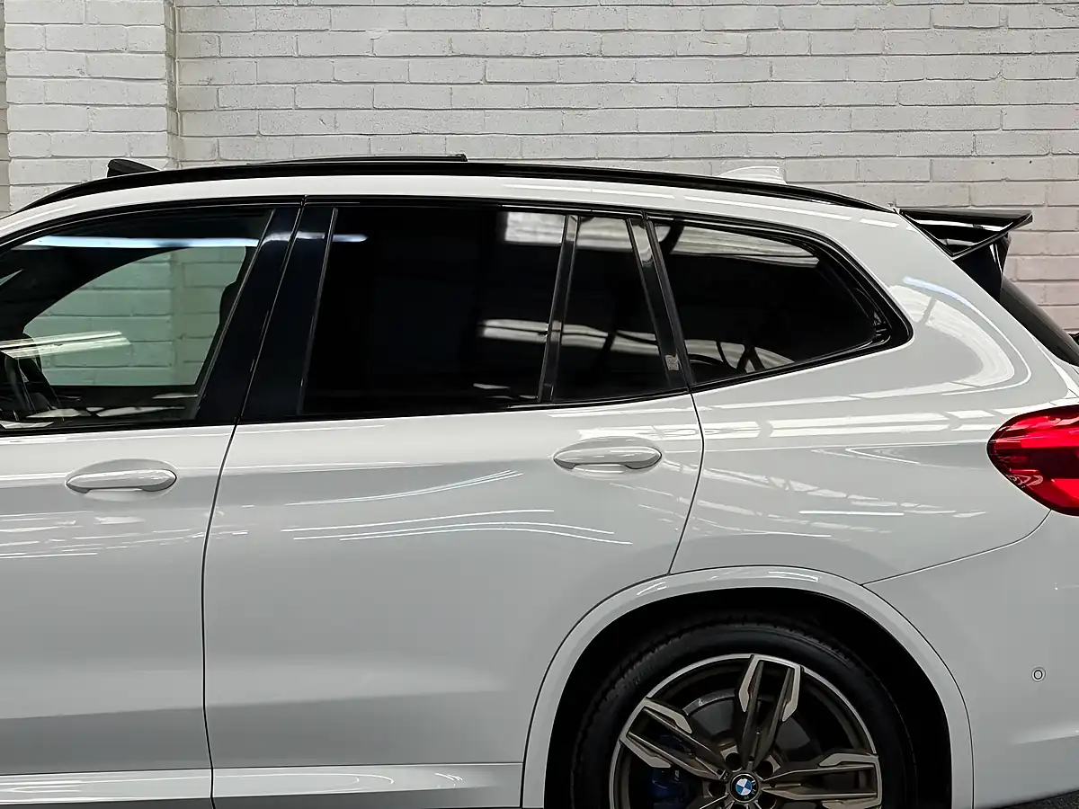 Used 2019 BMW X3 White - Interior and Exterior details 10