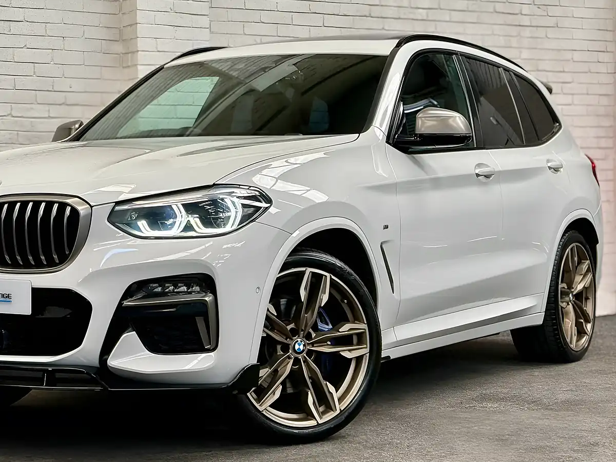 Used 2019 BMW X3 White - Interior and Exterior details 5