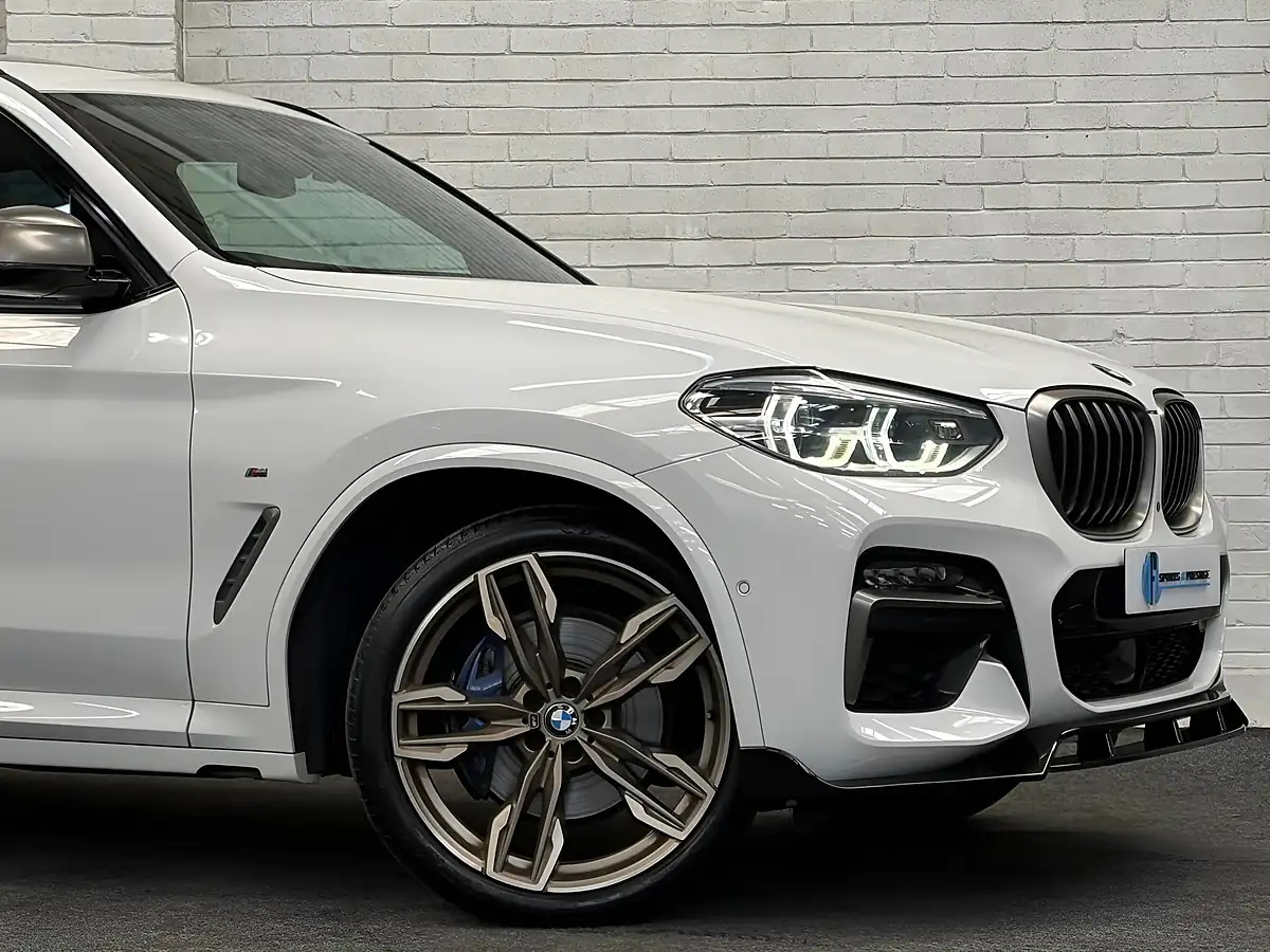 Used 2019 BMW X3 White - Interior and Exterior details 9