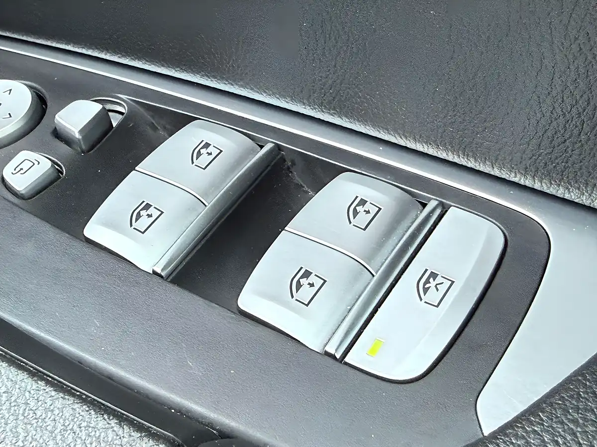 Used 2019 BMW X3 Xdrive White - Interior and Exterior details 17