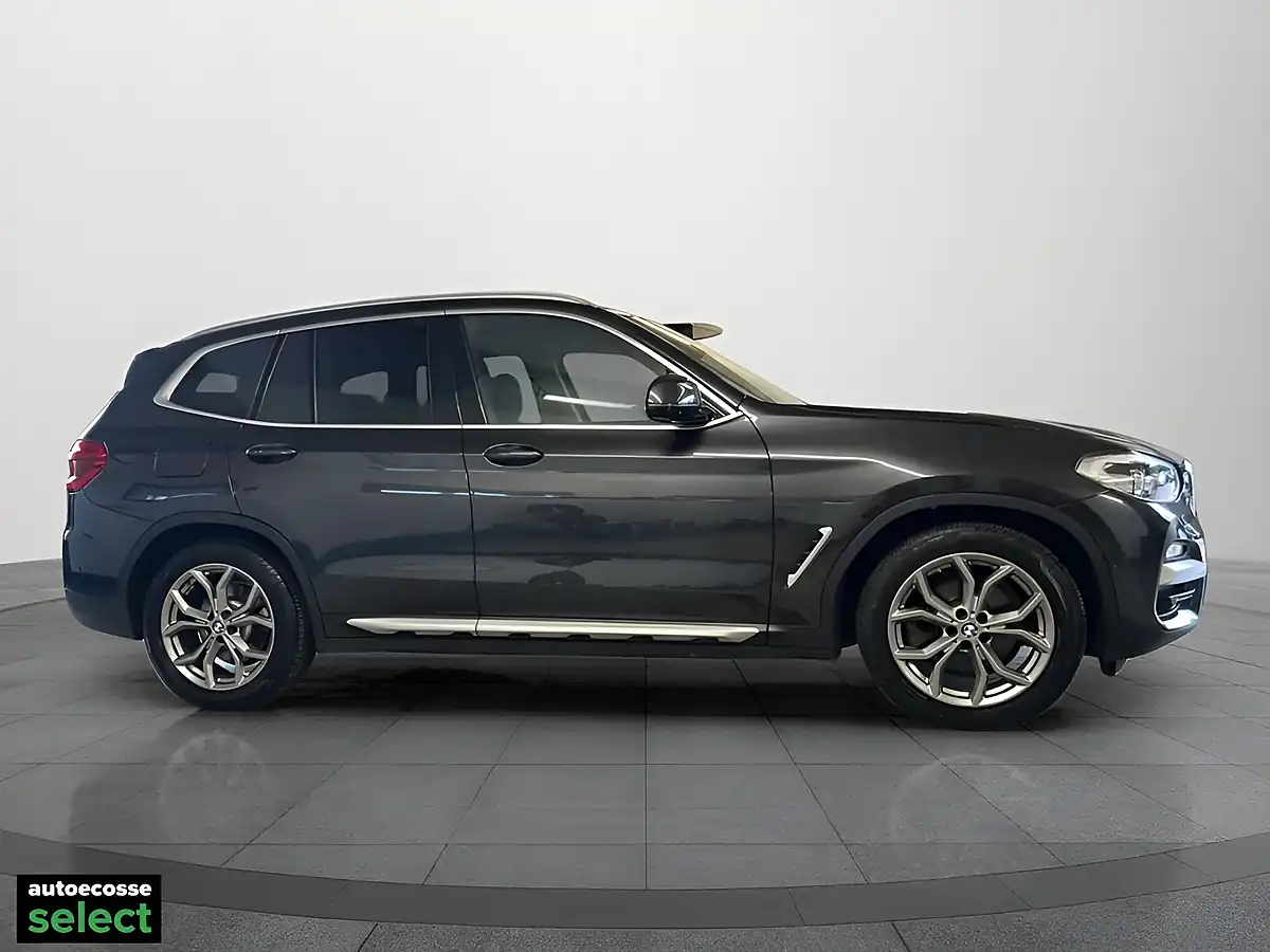 Used 2019 BMW X3 Xline Sophisto Grey - Interior and Exterior details 6
