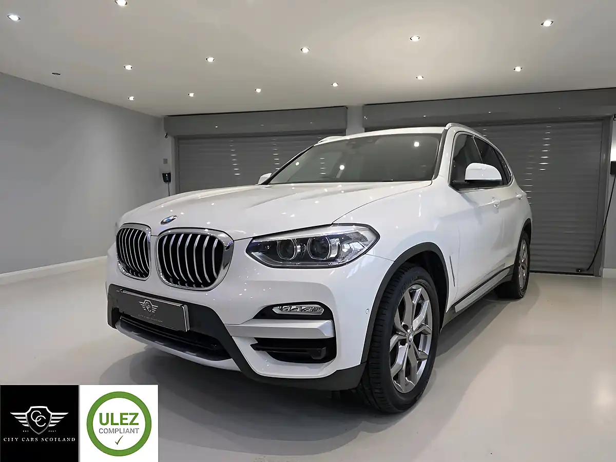 Used 2019 BMW X3 Xline White - Front View