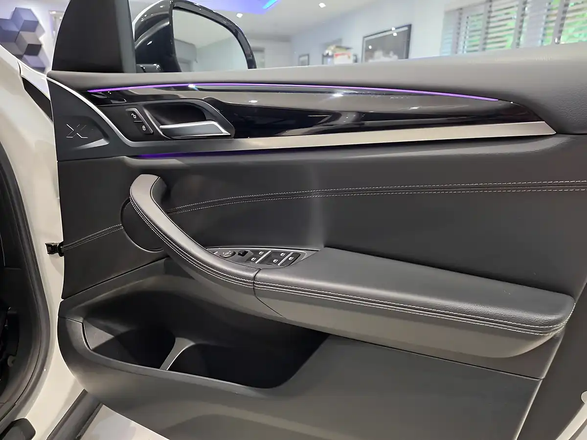 Used 2019 BMW X3 Xline White - Interior and Exterior details 14
