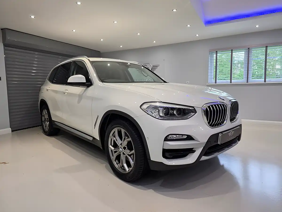 Used 2019 BMW X3 Xline White - Interior and Exterior details 3