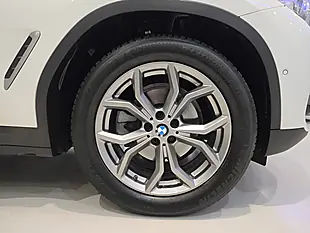 Used 2019 BMW X3 Xline White - Interior and Exterior details 8