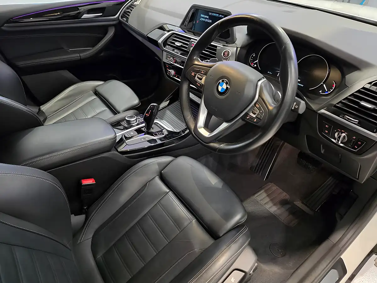 Used 2019 BMW X3 Xline White - Interior and Exterior details 9