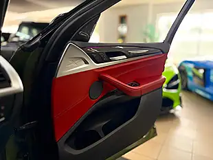 Used 2019 BMW X4 M Competition Green - Interior and Exterior details 17