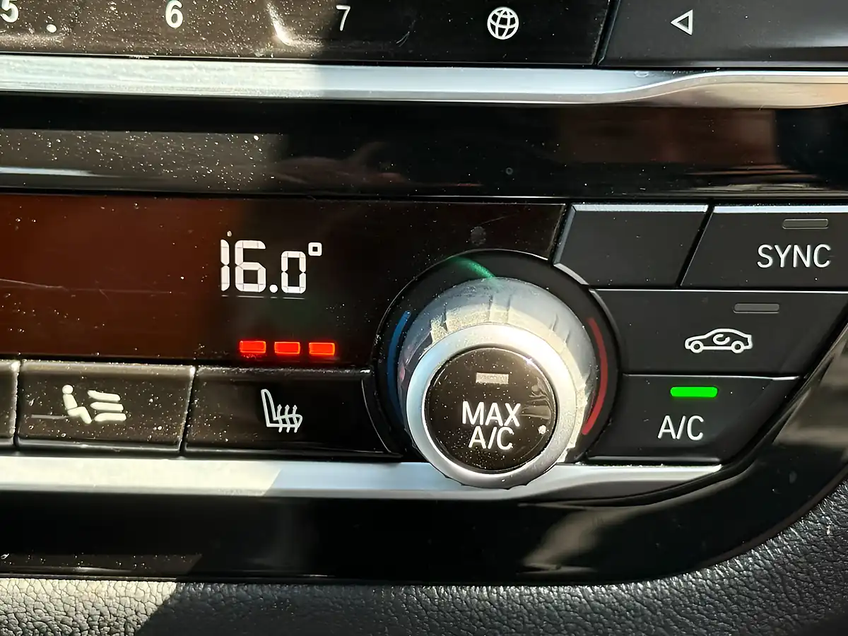 Used 2019 BMW X4 M Sport Black - Interior and Exterior details 9
