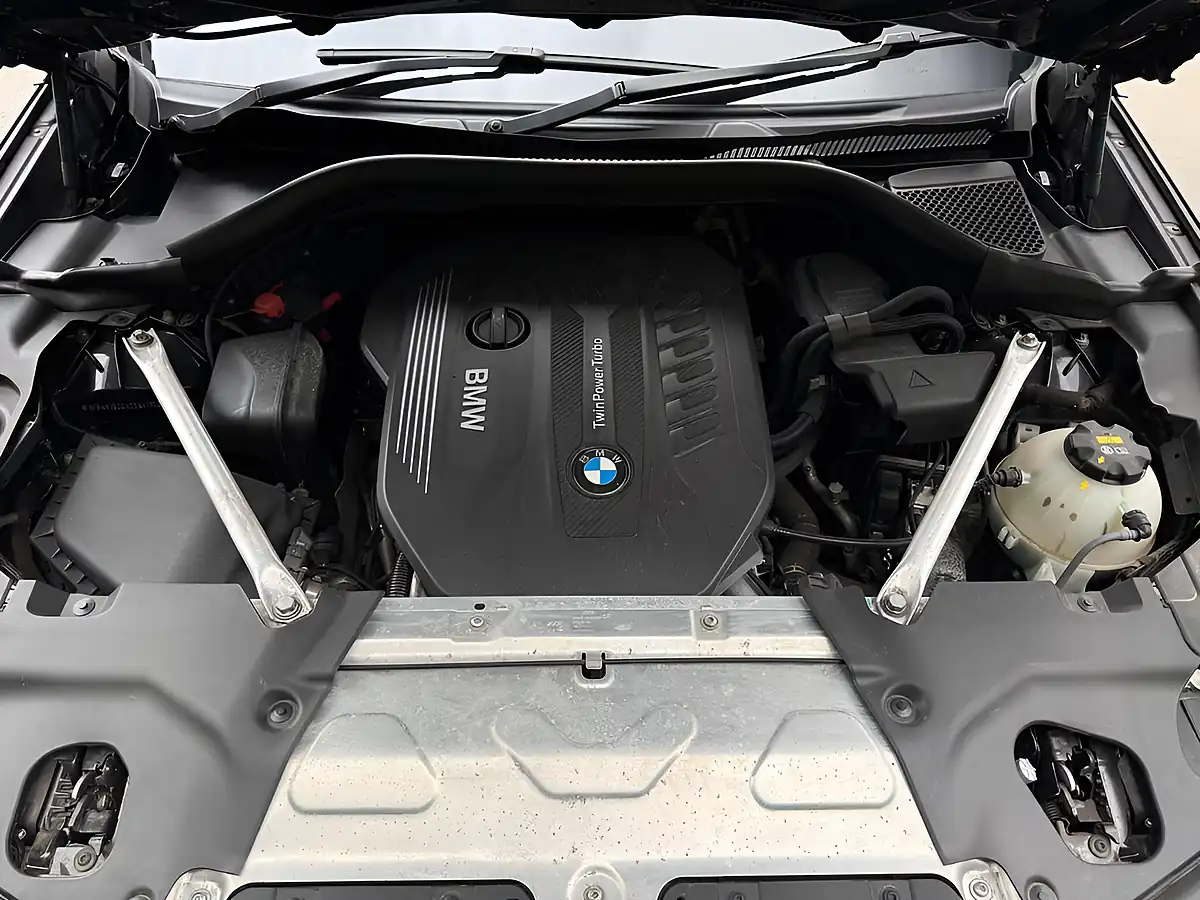 Used 2019 BMW X4 M Sport Black - Interior and Exterior details 10